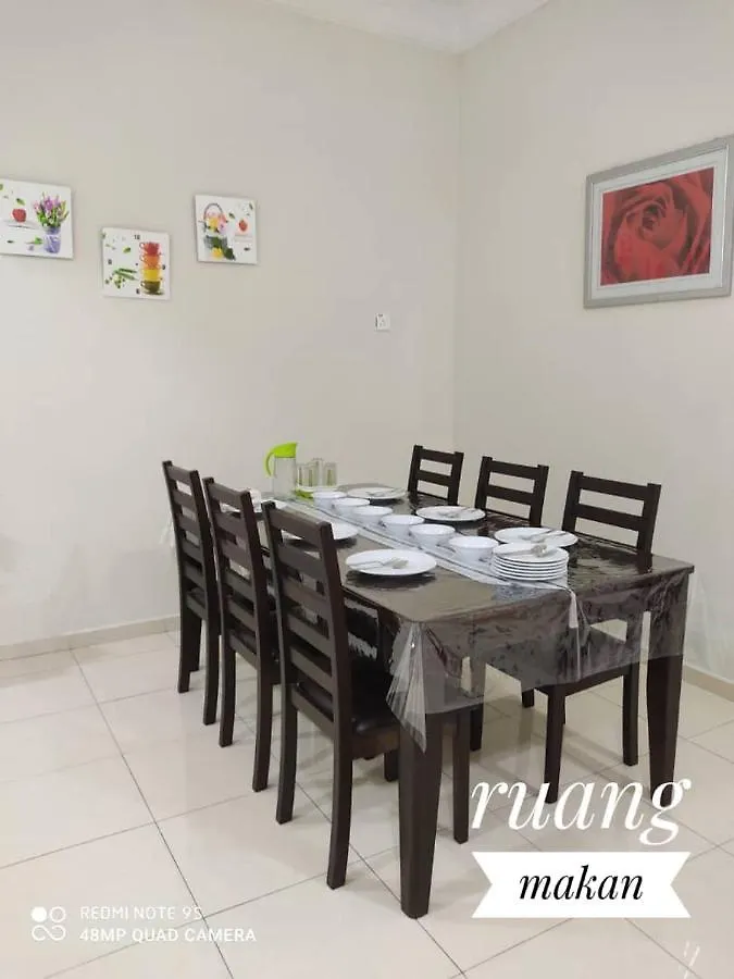 Hana Homestay With Private Pool Near Bandaraya Melaka At Taman Bertam Perdana