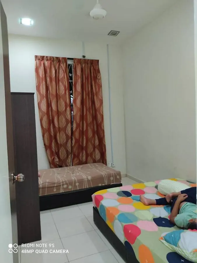 Holiday home Hana Homestay With Private Pool Near Bandaraya Melaka At Taman Bertam Perdana